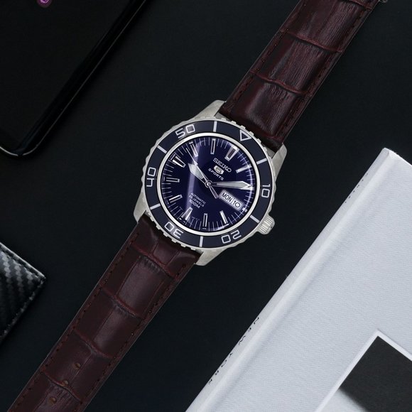 Brown/Red Genuine Leather Watch Band Quick Release 18mm 20mm 22mm - Picture 4 of 4